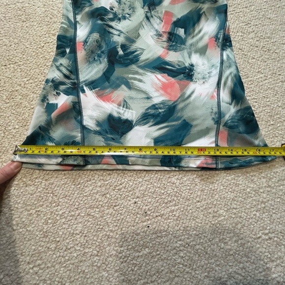 Gaiam Woman’s Dragonfly Shine Bra Tank. Size XS. Emerson Print. OM-DRI - Picture 13 of 16